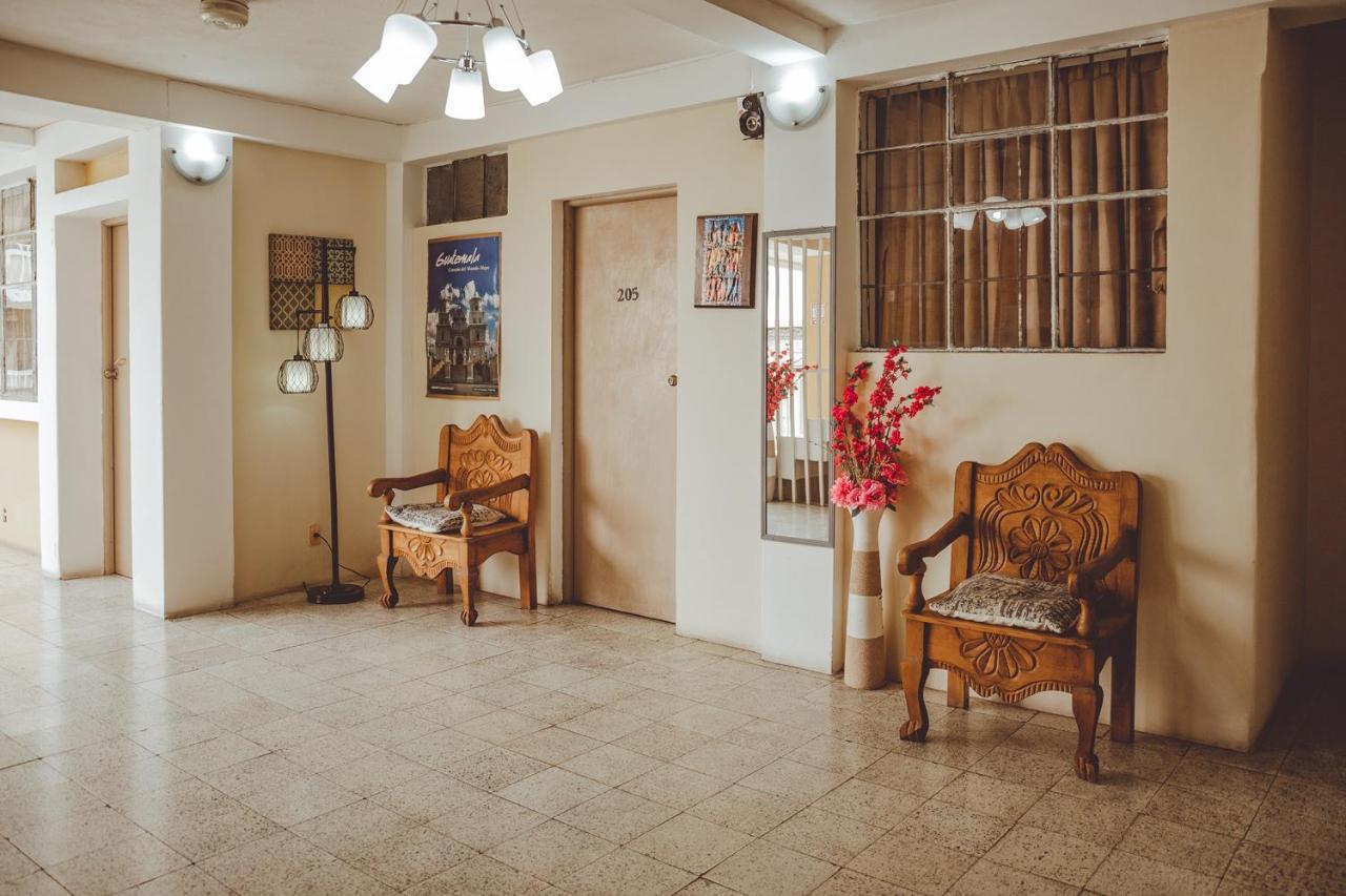 Hotel Shinula Huehuetenango Eksteriør billede